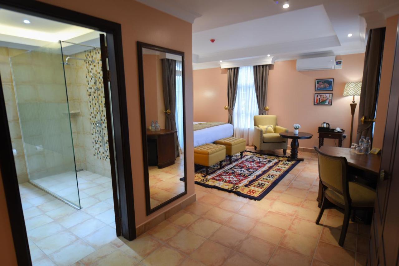 Casa Solada Hotel Kampala Eksteriør bilde